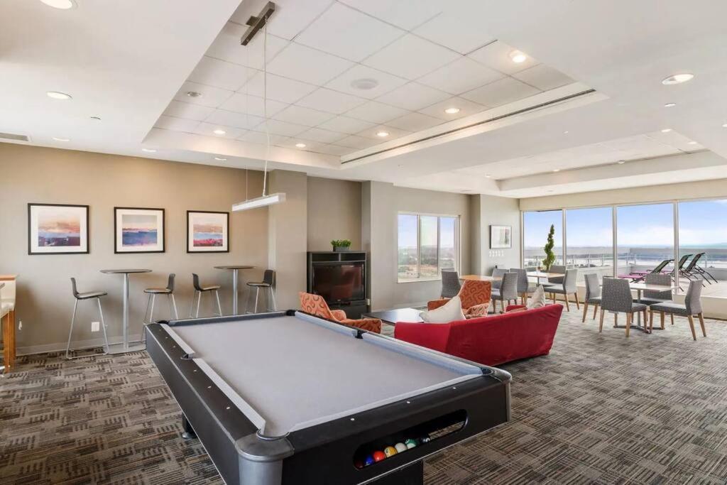 Unique Apartment In A Great Pentagon City Location 알링턴 외부 사진