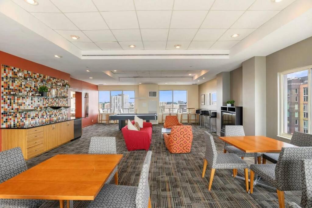 Unique Apartment In A Great Pentagon City Location 알링턴 외부 사진
