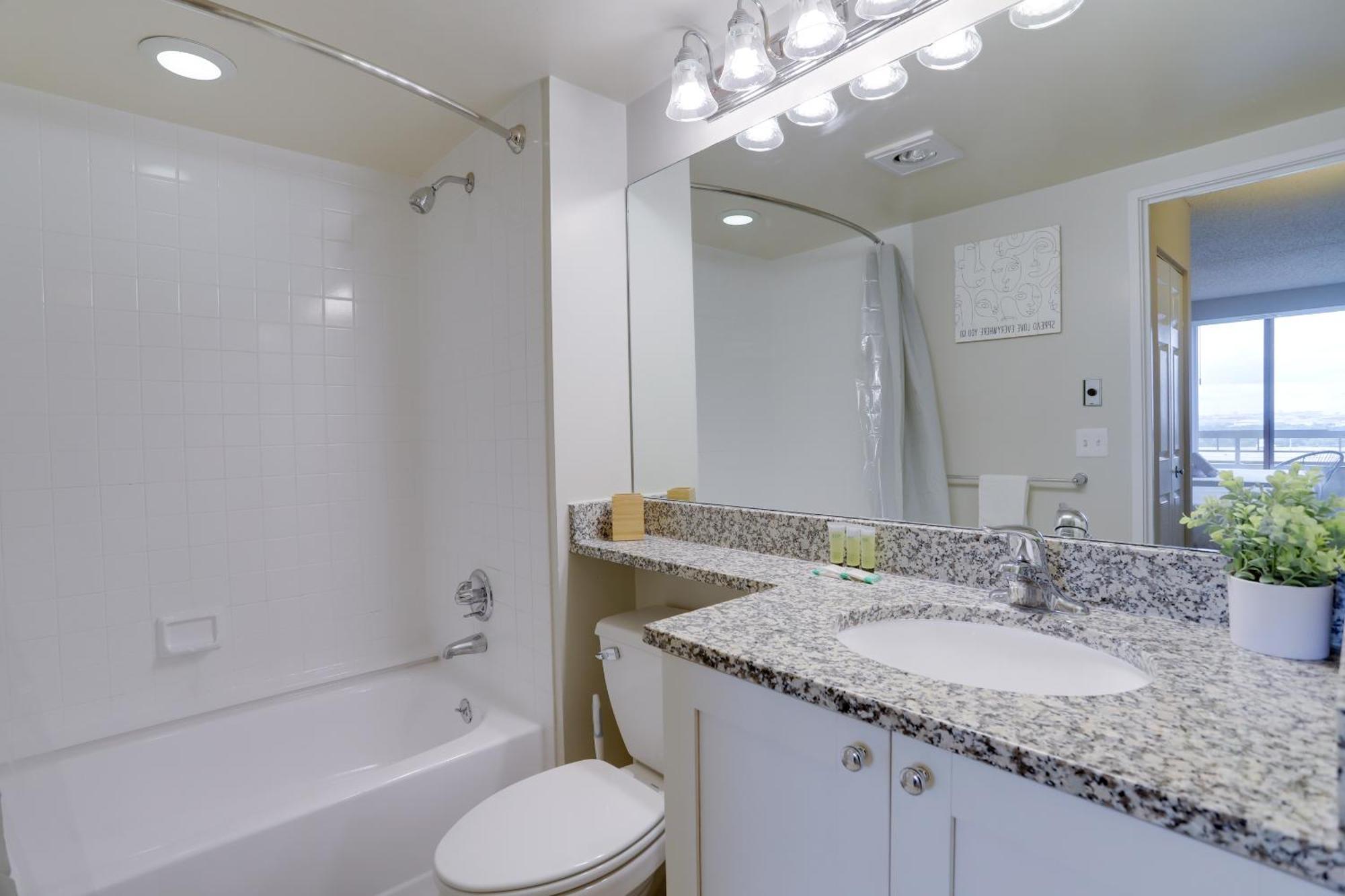 Unique Apartment In A Great Pentagon City Location 알링턴 외부 사진